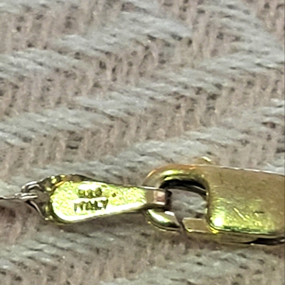 Elegant Gold On .925 Silver Necklace - Picture 6 of 6